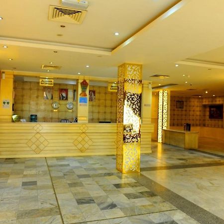 Bahrain Plaza Hotel Манама Екстериор снимка