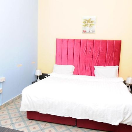 Bahrain Plaza Hotel Манама Екстериор снимка