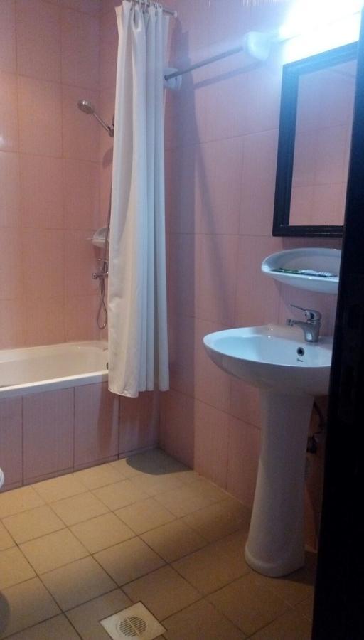 Bahrain Plaza Hotel Манама Екстериор снимка